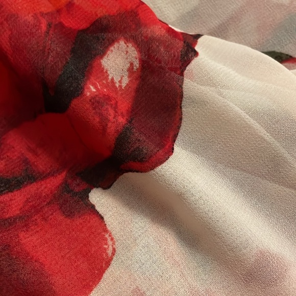 LS Ruffle SLV Blouse - Picture 2 of 7